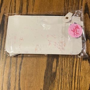 🆕 Julia Rose Wallet